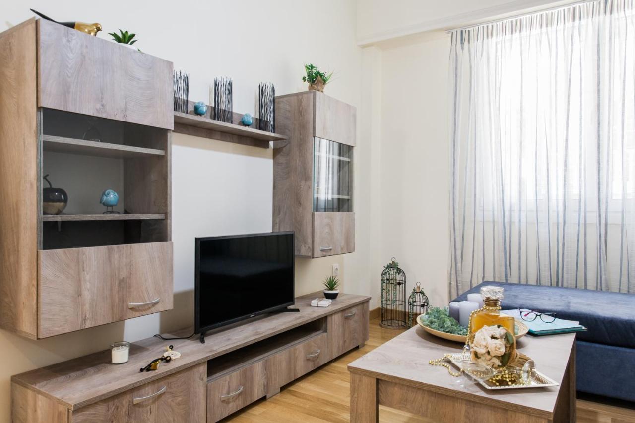 Lovely Renovated Apartment Walk To Acropolis Athen Exterior foto