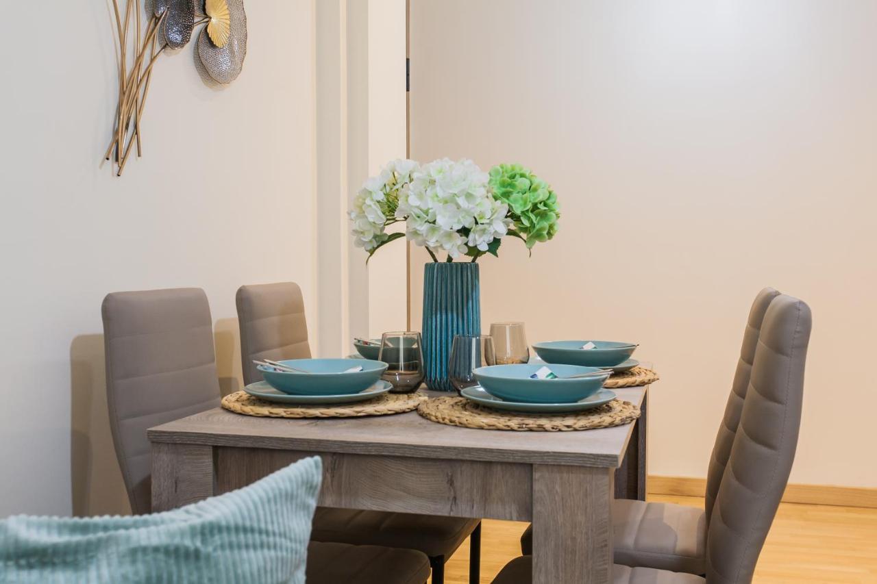 Lovely Renovated Apartment Walk To Acropolis Athen Exterior foto